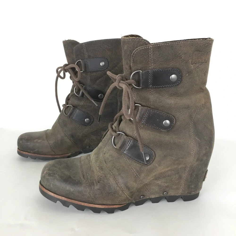 Sorel Joan of Arctic Wedge II Leather Boots Ankle Booties Brown Women’s Size 8